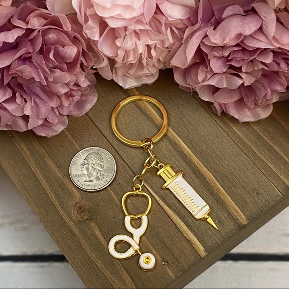 Nurses Keychain with Syringe & Charms - Picture 8 of 16